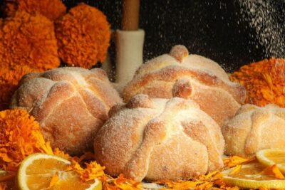 Pan de Muerto: Historia, Significado y Origen de la Tradición Mexicana